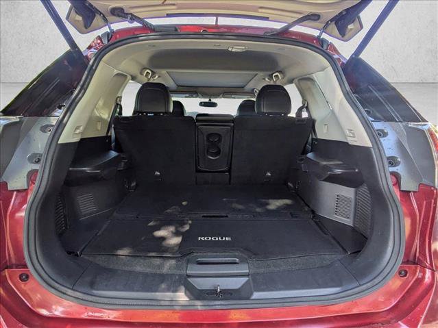 Used 2016 Nissan Rogue SL w/ SL Premium Package FWD image 6