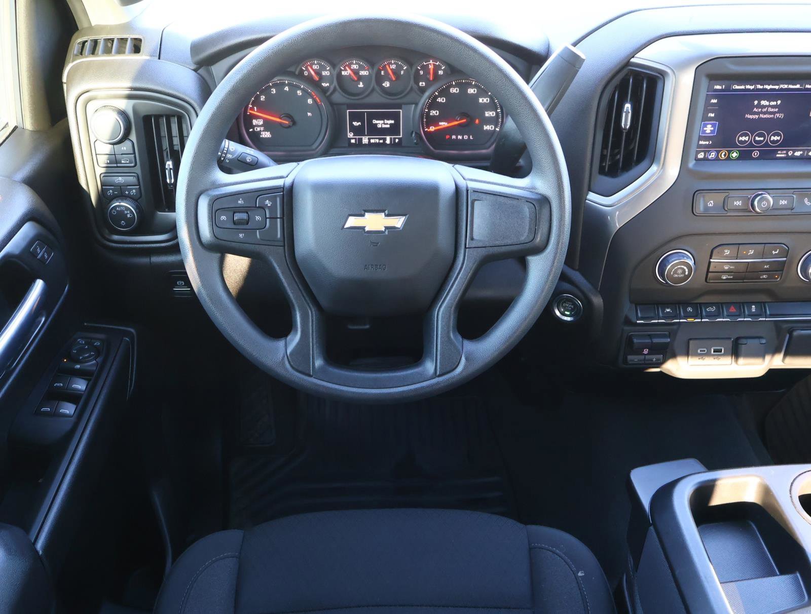 Used 2025 Chevrolet Silverado 1500 Custom image 10