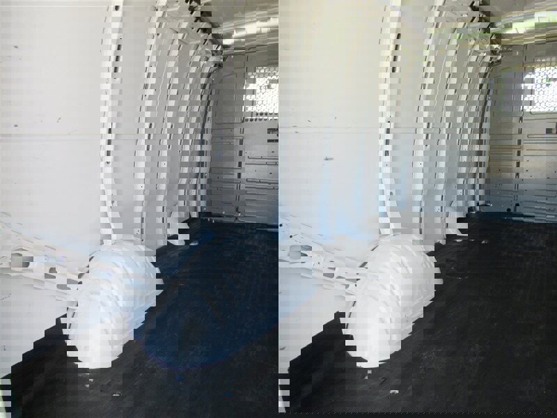 Used 2018 Chevrolet Express 2500 Extended image 11