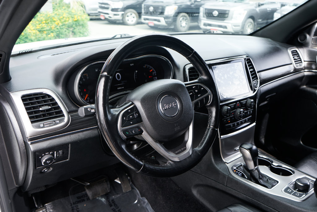 Used 2022 Jeep Grand Cherokee Limited AWD/4WD image 19