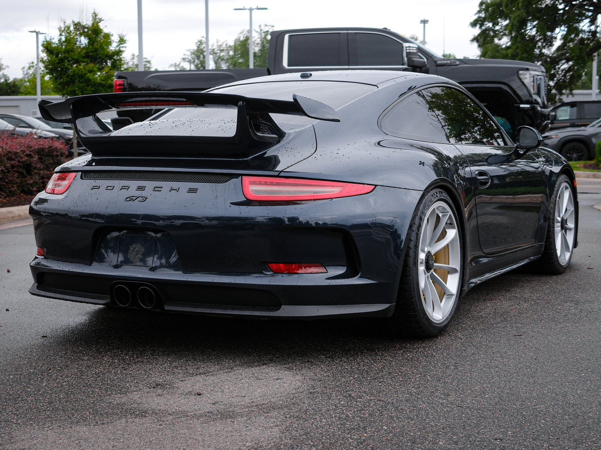 Used 2015 Porsche 911 GT3 RWD image 13