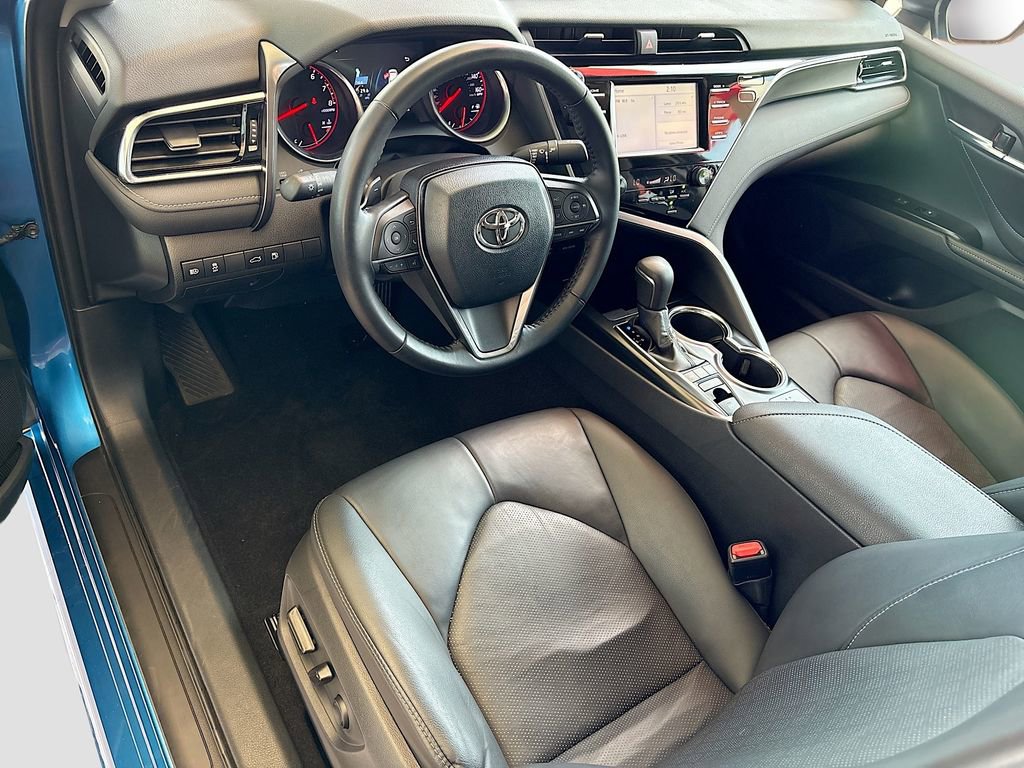 Certified 2018 Toyota Camry XSE FWD image 9