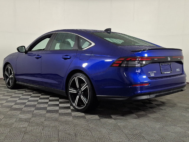Used 2024 Honda Accord Sport image 7