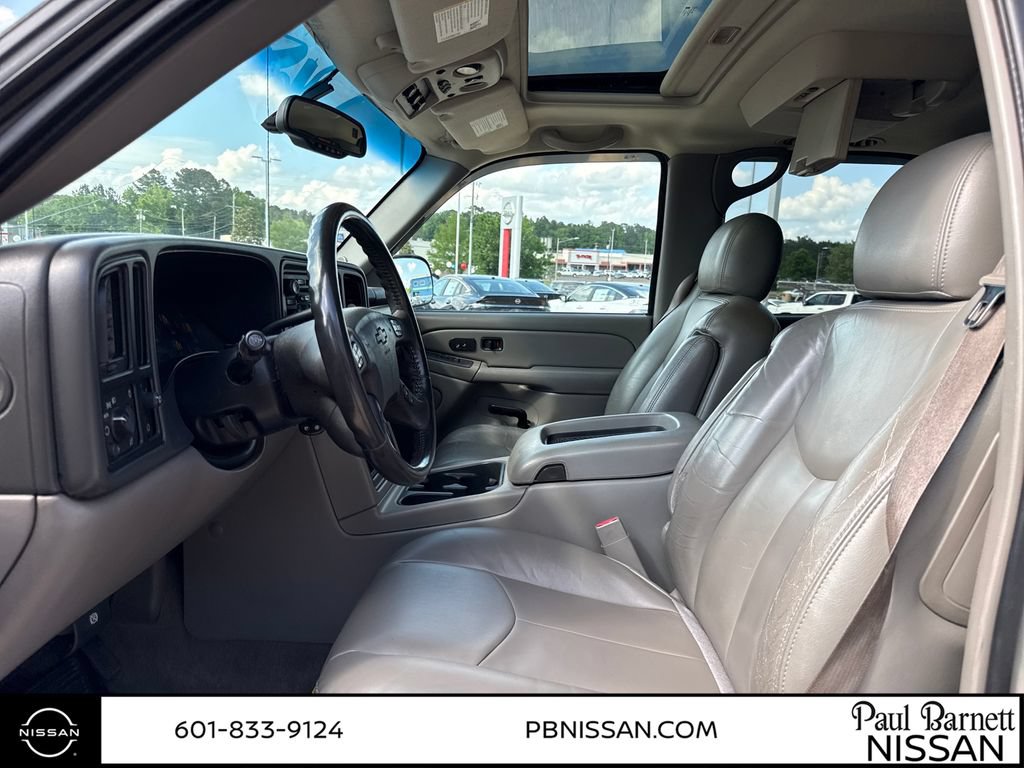 Used 2006 Chevrolet Tahoe Z71 w/ Z71 Preferred Equipment Group RWD image 18