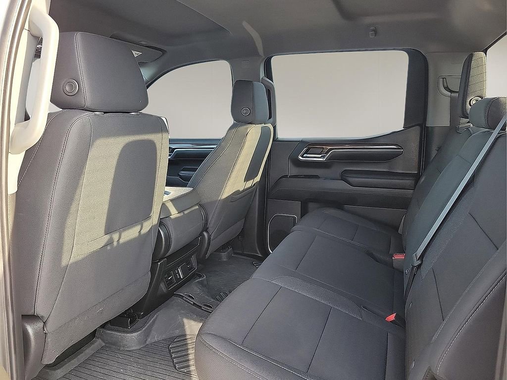 Used 2023 Chevrolet Silverado 1500 LT Trail Boss w/ Protection Package image 9