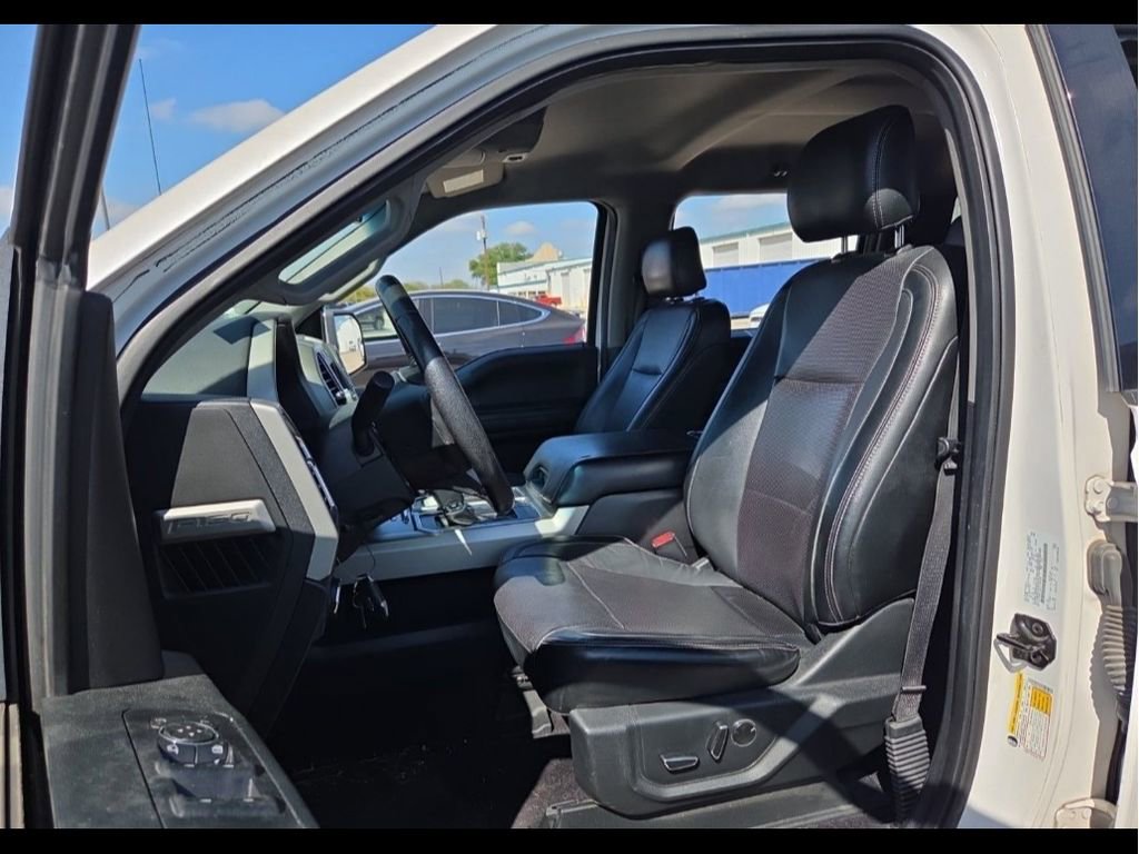 Used 2015 Ford F150 Lariat image 11