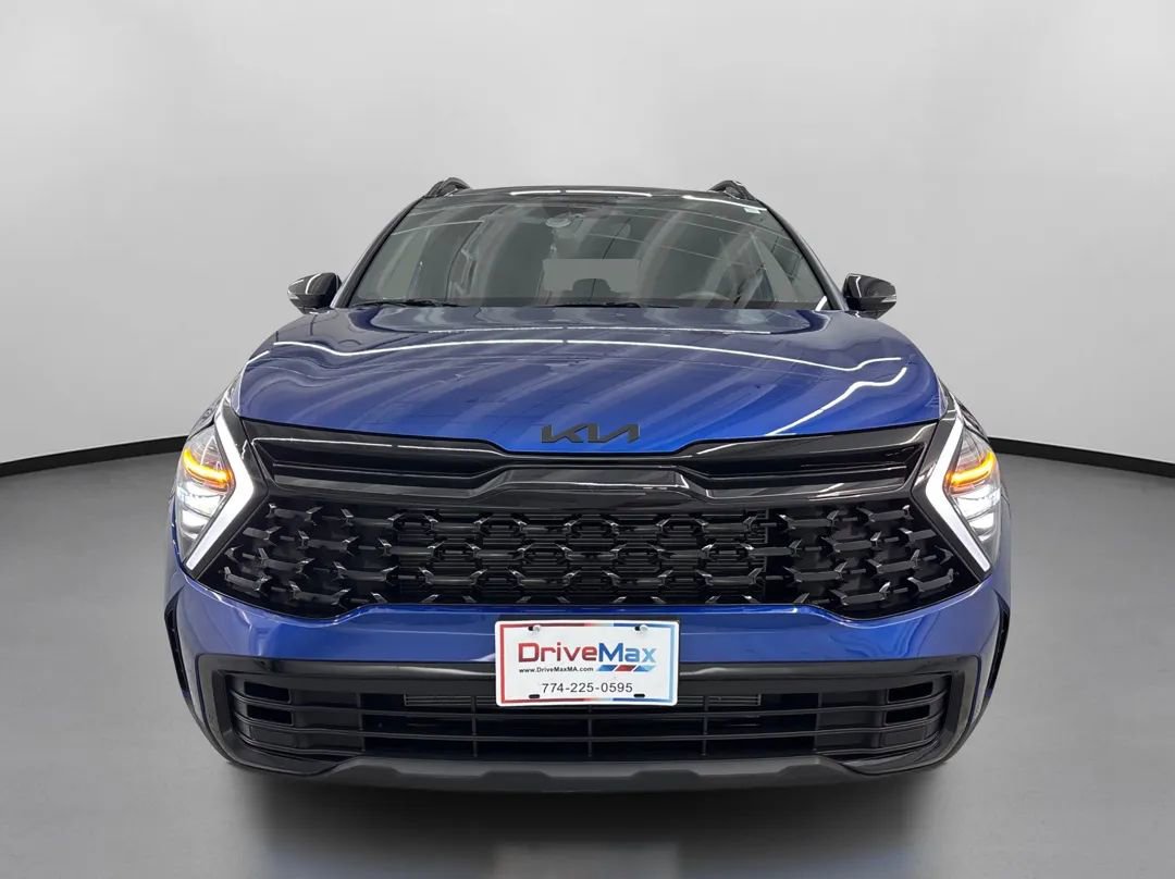 Used 2025 Kia Sportage X-Line w/ Premium Package image 2