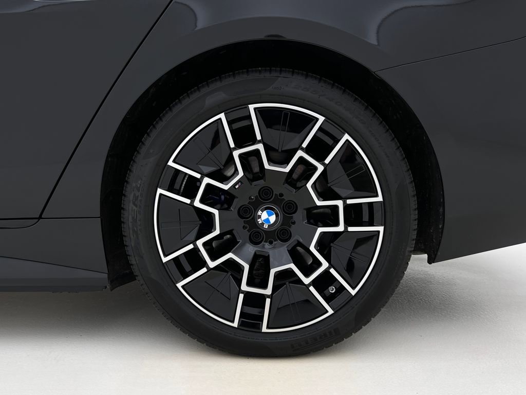 Certified 2025 BMW i4 xDrive40i w/ M Sport Package image 31