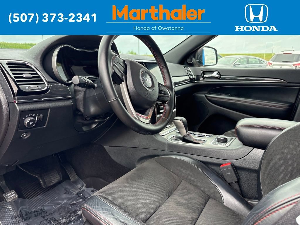 Used 2020 Jeep Grand Cherokee Trailhawk w/ Premium Lighting Group AWD/4WD image 11