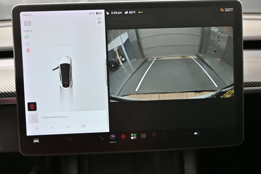 Used 2021 Tesla Model Y Long Range AWD/4WD image 23