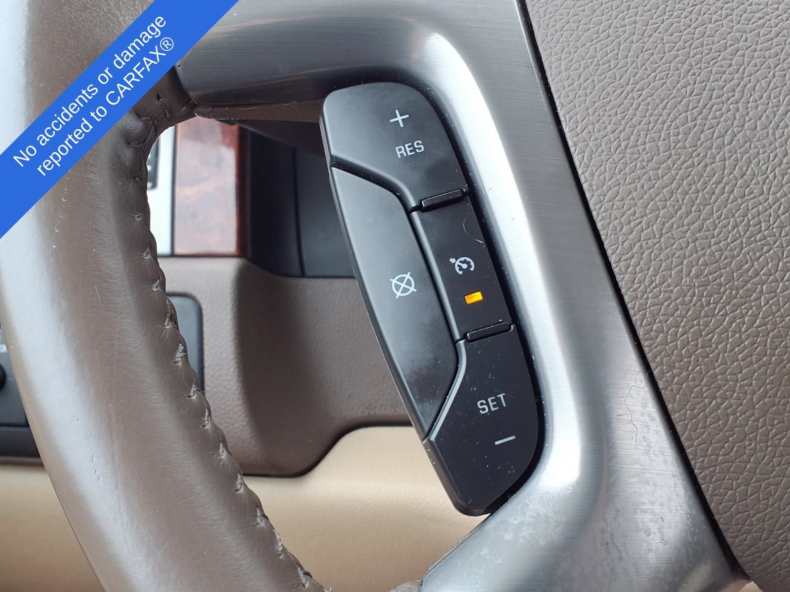 Used 2013 Chevrolet Suburban LT w/ Luxury Package AWD/4WD image 29