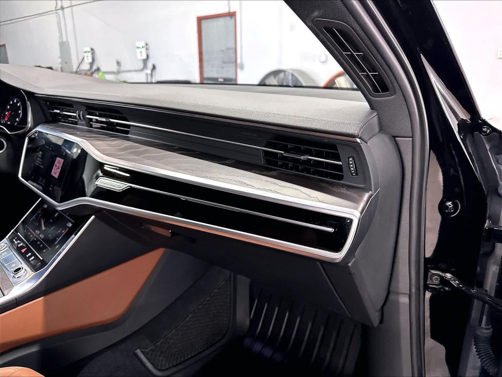 Used 2019 Audi A6 2.0T Premium w/ Convenience Package AWD/4WD image 17
