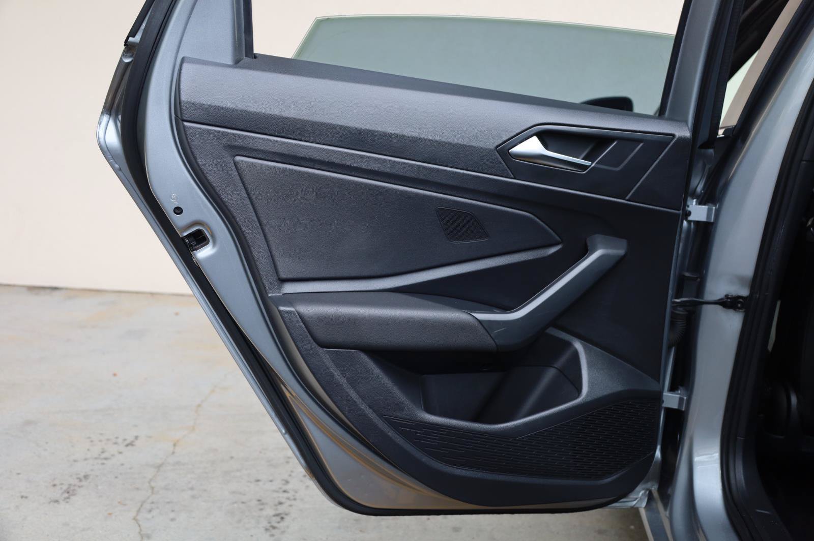 Used 2020 Volkswagen Jetta R-Line FWD image 20