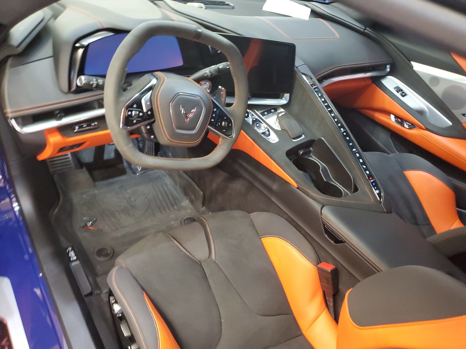 Used 2025 Chevrolet Corvette Stingray Premium Cpe RWD image 7
