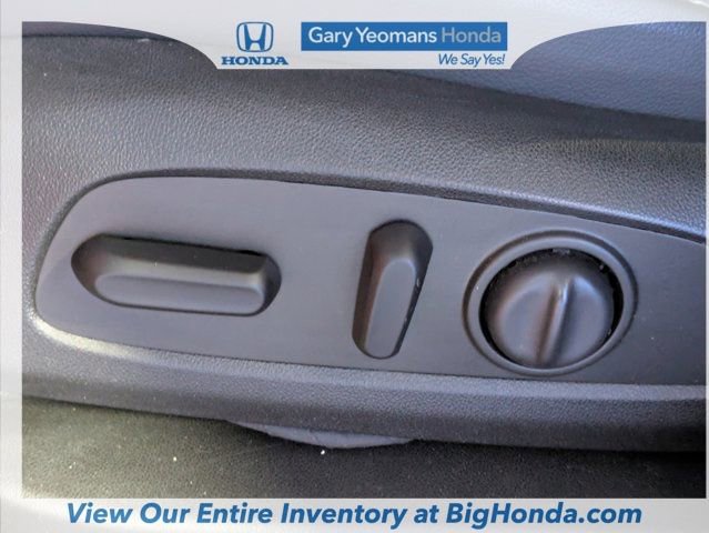 Used 2022 GMC Acadia SLT w/ Technology Package image 24