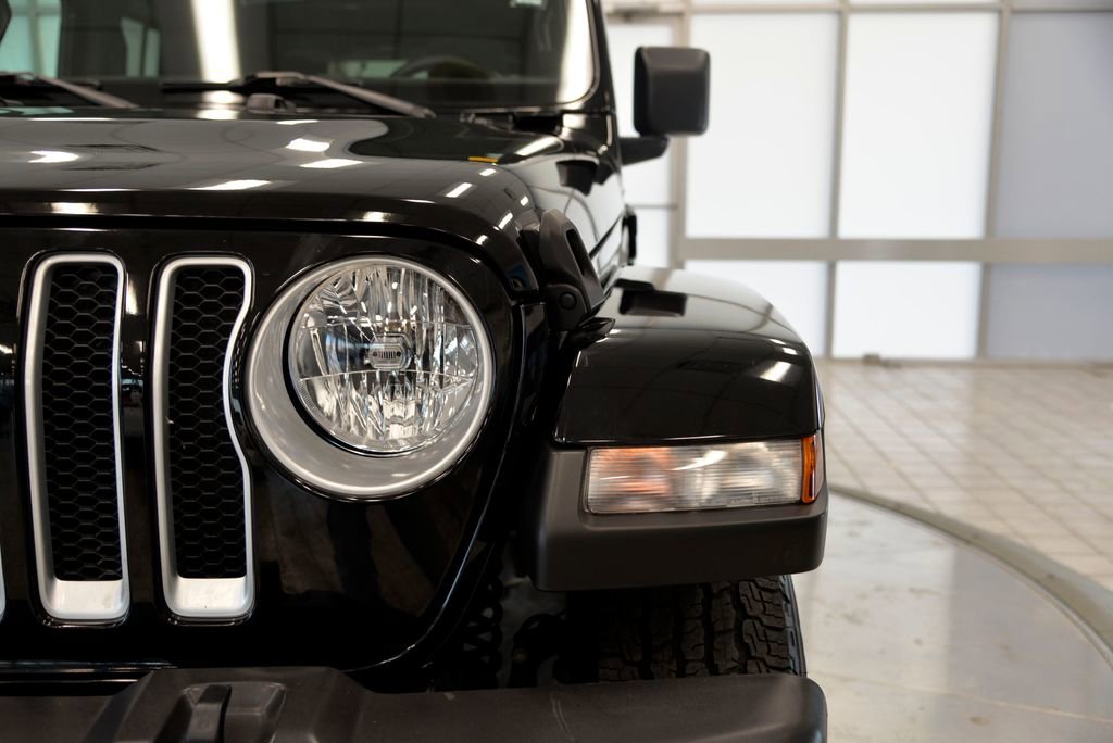 Used 2021 Jeep Wrangler Unlimited Sahara image 11