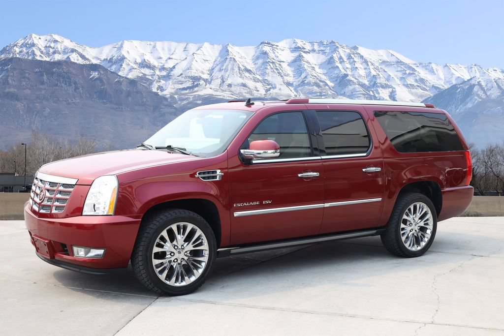 Used 2011 Cadillac Escalade ESV Premium AWD/4WD image 2