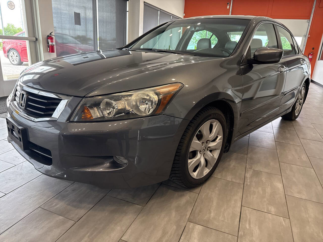 Used 2010 Honda Accord EX-L image 4