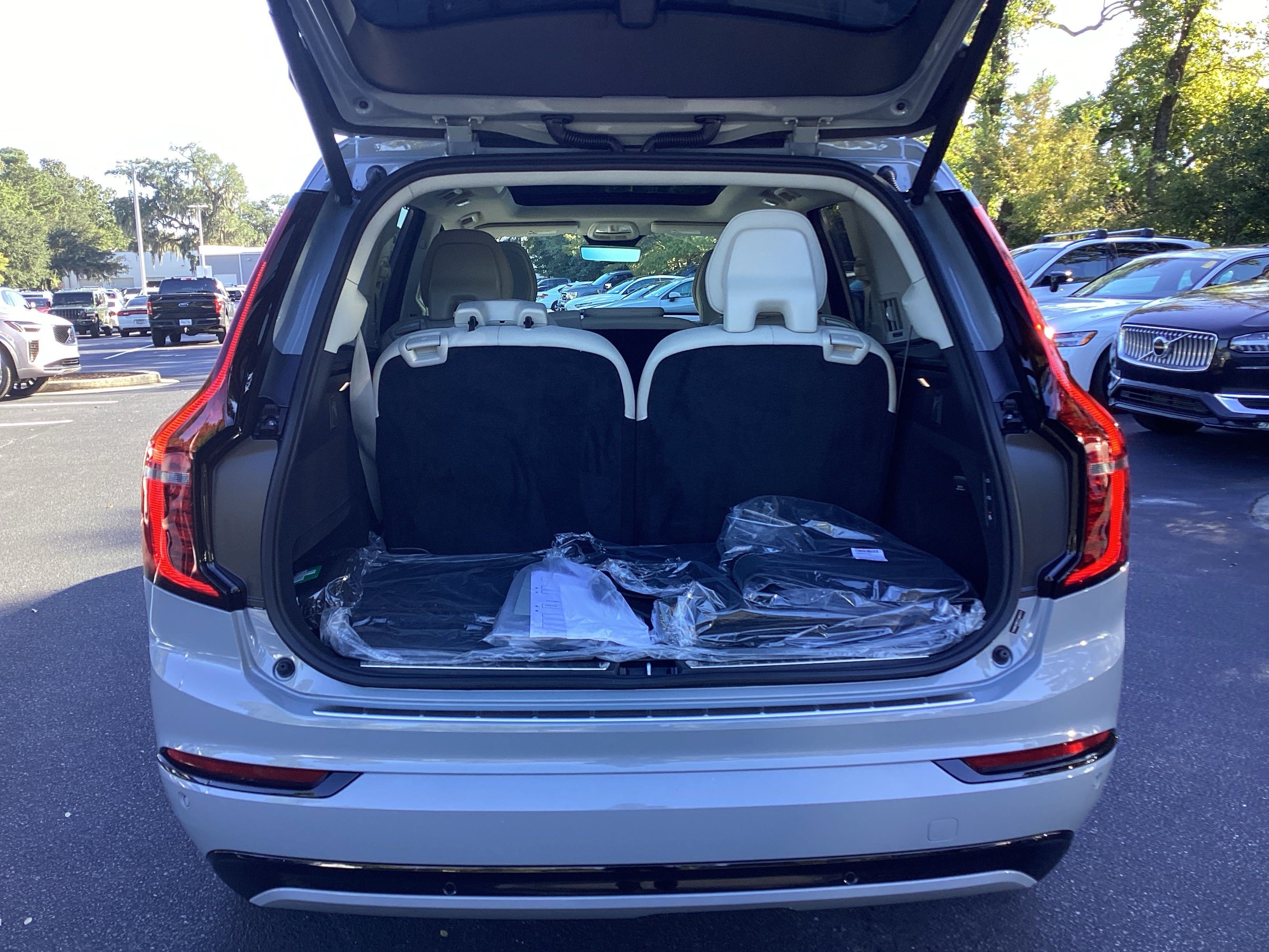 Used 2026 Volvo XC90 B6 Ultra w/ Protection Package Premier AWD/4WD image 35