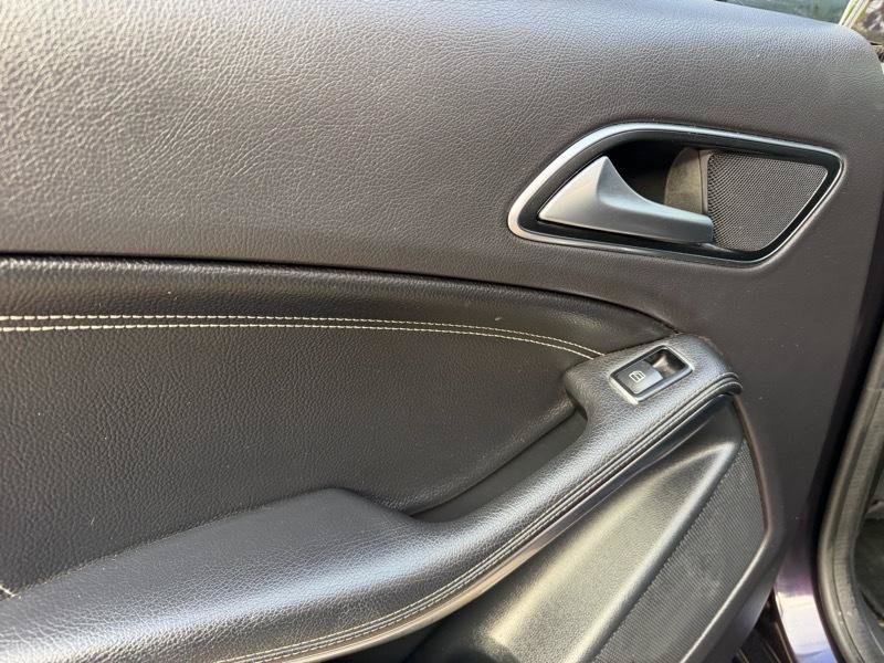 Used 2014 Mercedes-Benz CLA 250 image 45