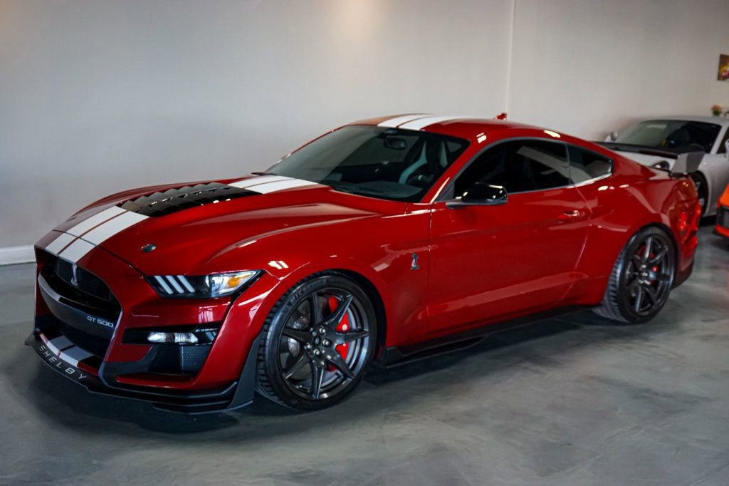 Used 2021 Ford Mustang Shelby GT500 w/ Carbon Fiber Track Pack RWD image 5