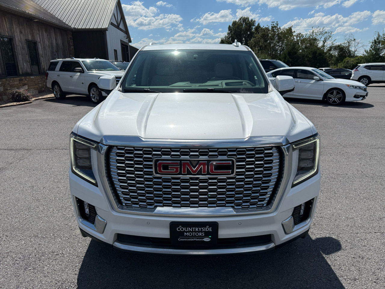 Used 2023 GMC Yukon Denali image 10