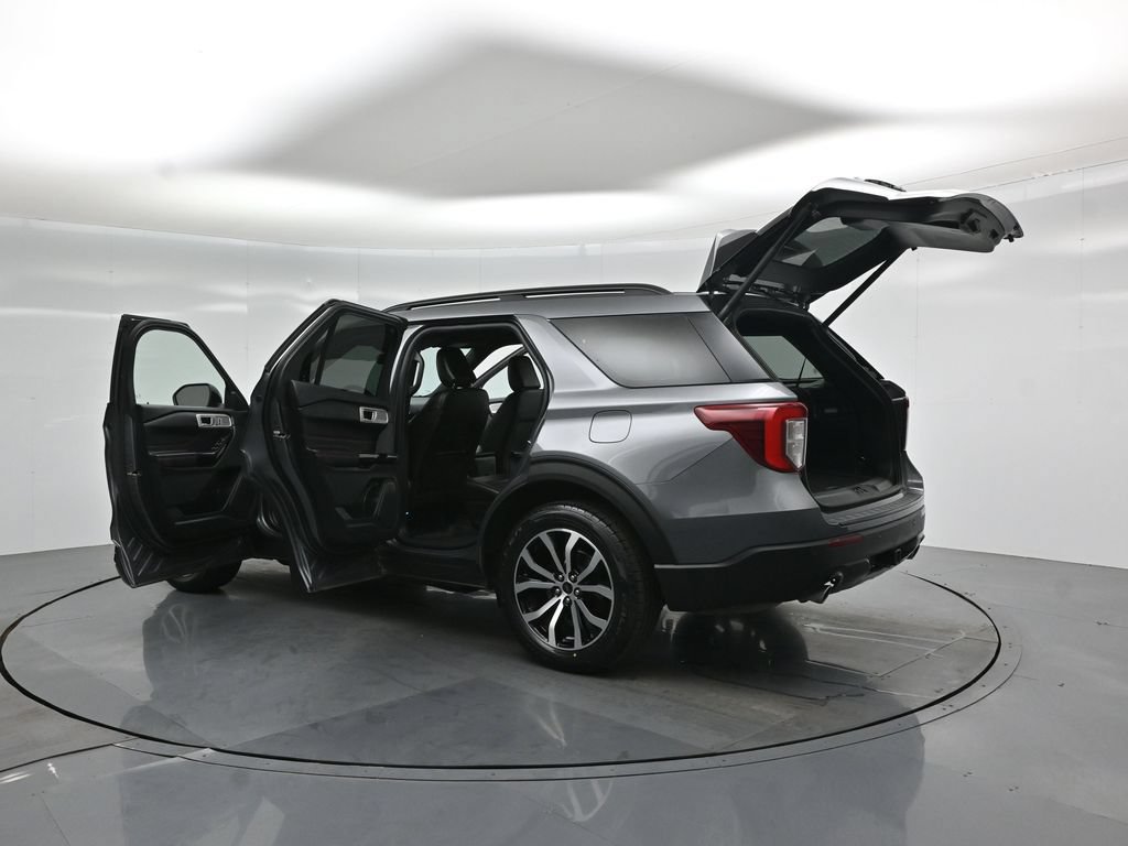 Certified 2022 Ford Explorer ST-Line w/ Class IV Trailer Tow Package AWD/4WD image 34
