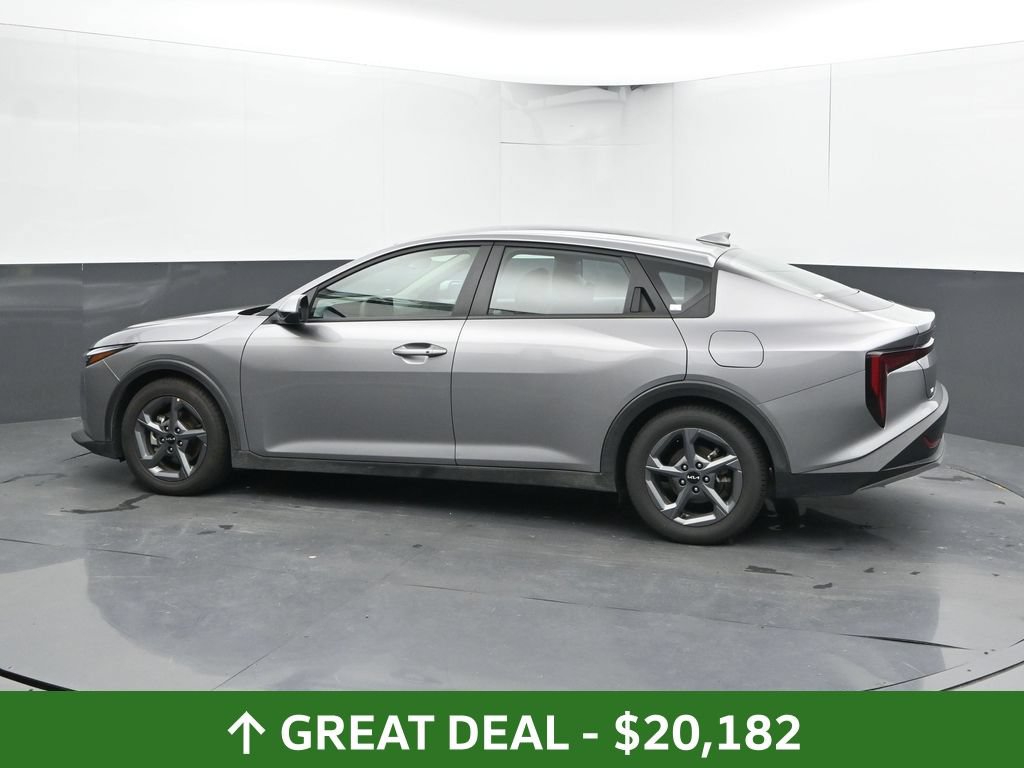 Used 2025 Kia K4 FWD image 10