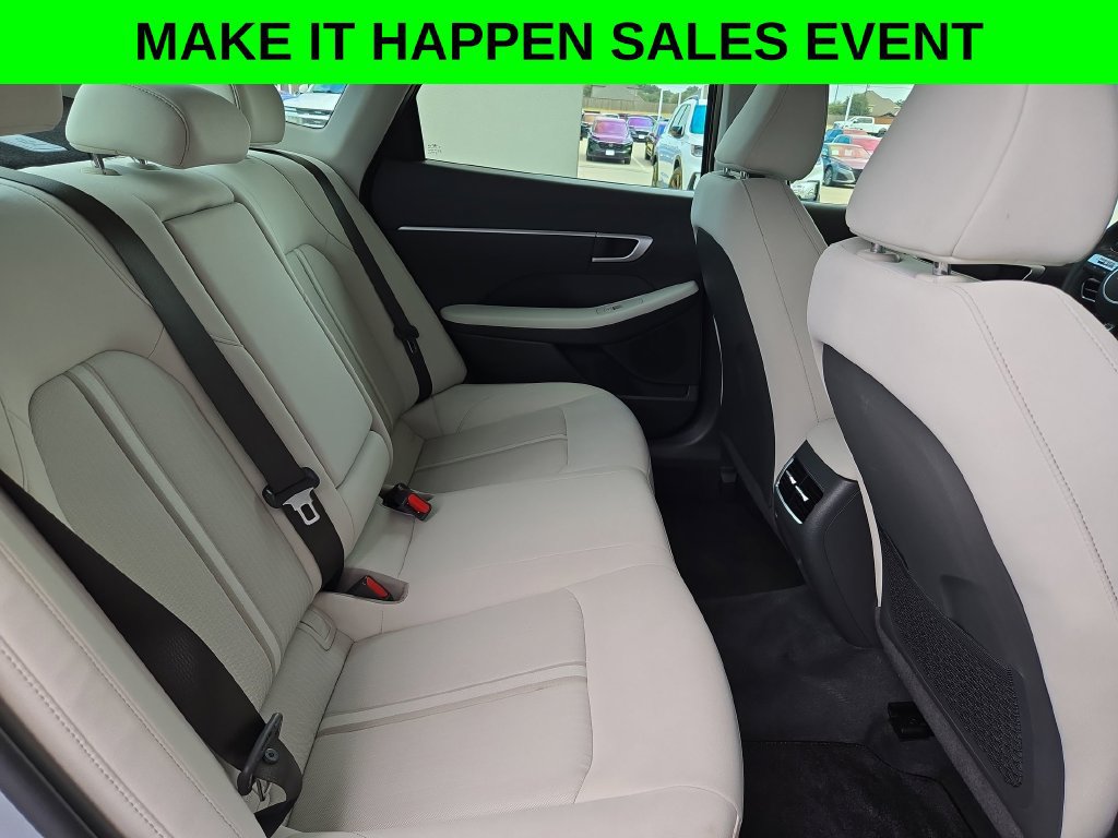 Used 2025 Hyundai Sonata SEL FWD image 24