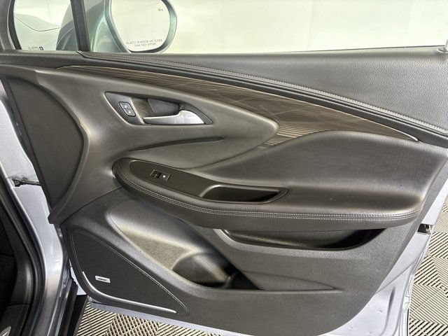 Used 2019 Buick Envision Premium AWD/4WD image 30