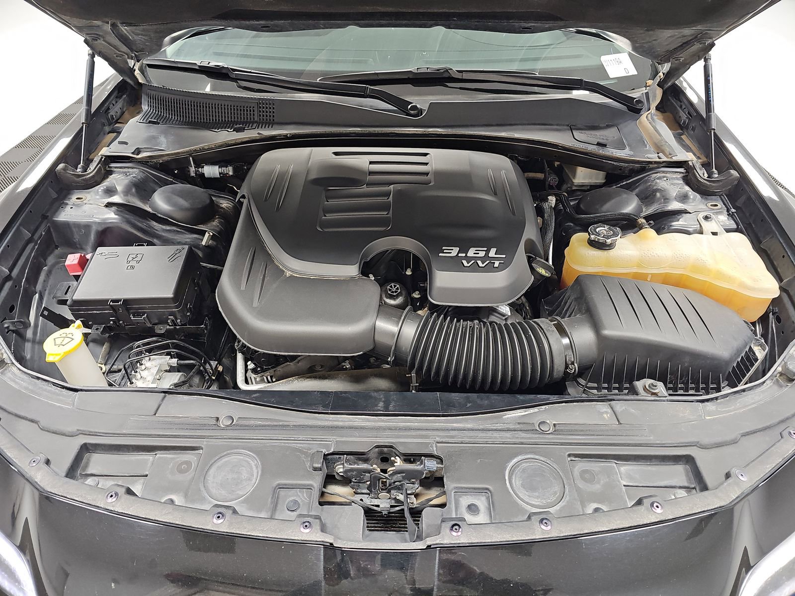 Used 2021 Chrysler 300 Touring w/ Sport Appearance Package image 15