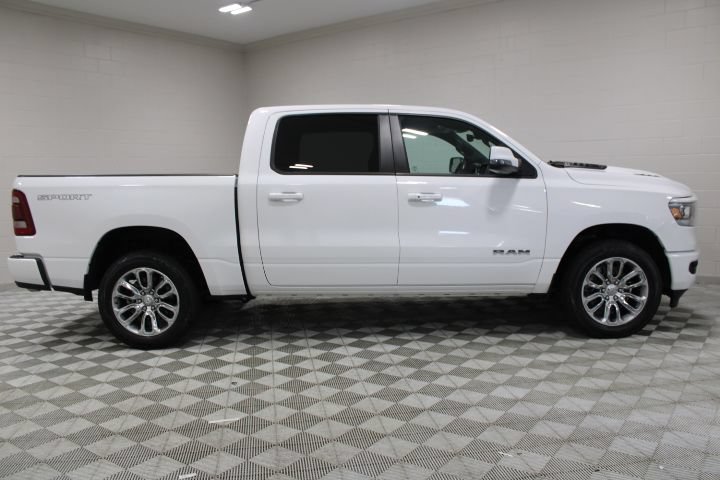 Used 2023 RAM 1500 Laramie AWD/4WD image 11