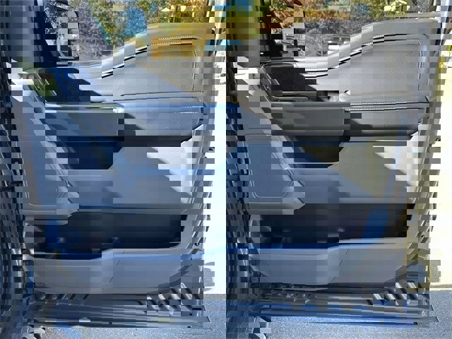 Certified 2022 Ford F150 XLT w/ Equipment Group 302A High image 25