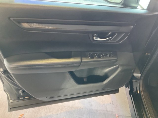 Used 2023 Honda CR-V LX image 5