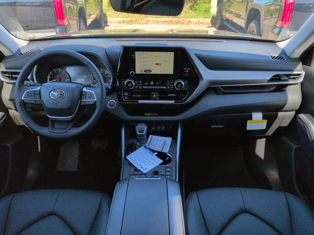 New 2026 Toyota Highlander XLE AWD/4WD image 15