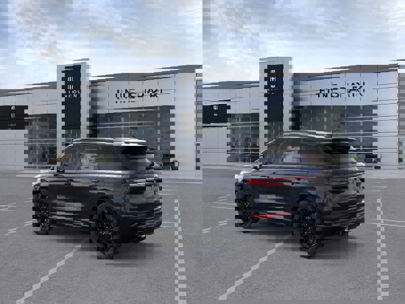 New 2026 Lincoln Corsair Reserve w/ Jet Appearance Package image 4