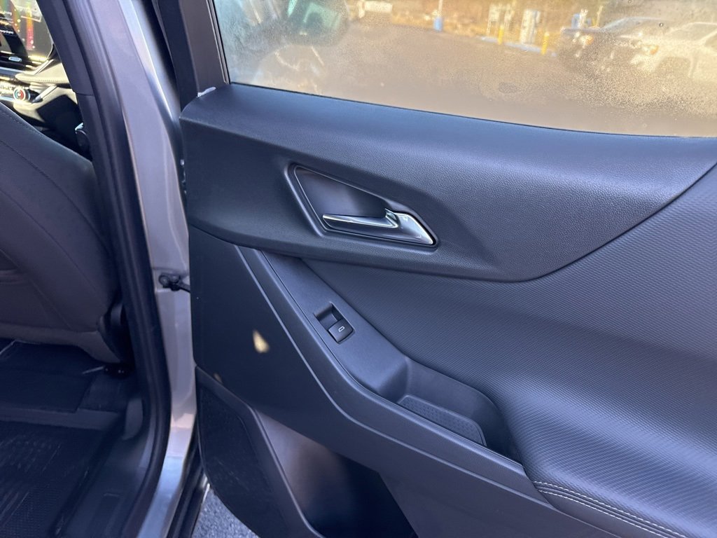 New 2026 Chevrolet Equinox LT w/ LPO, Floor Liner Package image 15