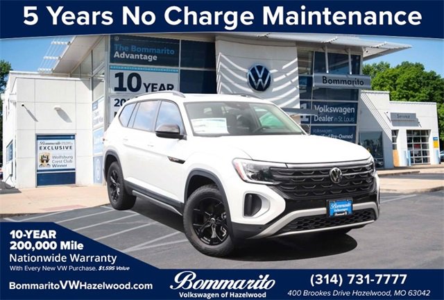 New 2025 Volkswagen Atlas Peak Edition SE image 1