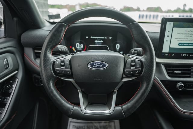 Used 2025 Ford Explorer ST-Line w/ ST-Line Street Pack AWD/4WD image 36