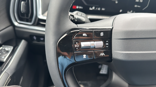 New 2026 Kia Sorento SX AWD/4WD image 34