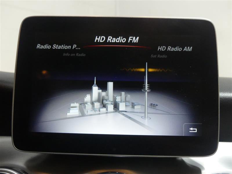 Used 2019 Mercedes-Benz GLA 250 4MATIC image 41