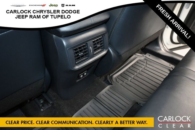 Used 2019 Toyota RAV4 XLE Premium w/ Cold Weather Package FWD image 29