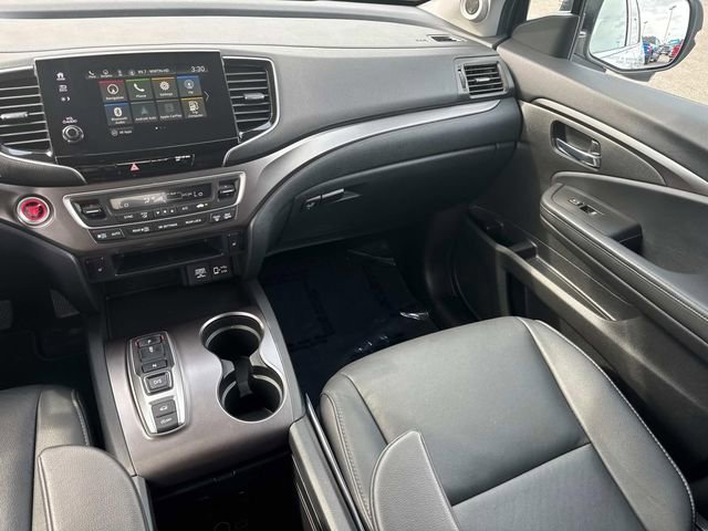 Used 2021 Honda Pilot Black Edition image 19