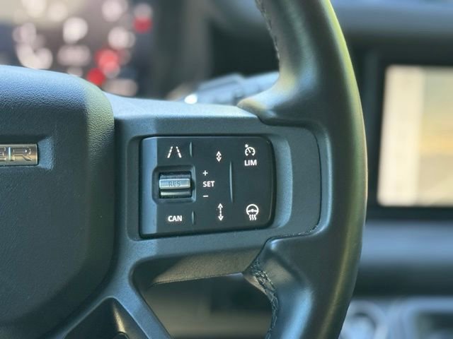 Used 2024 Land Rover Defender 110 X-Dynamic SE AWD/4WD image 24