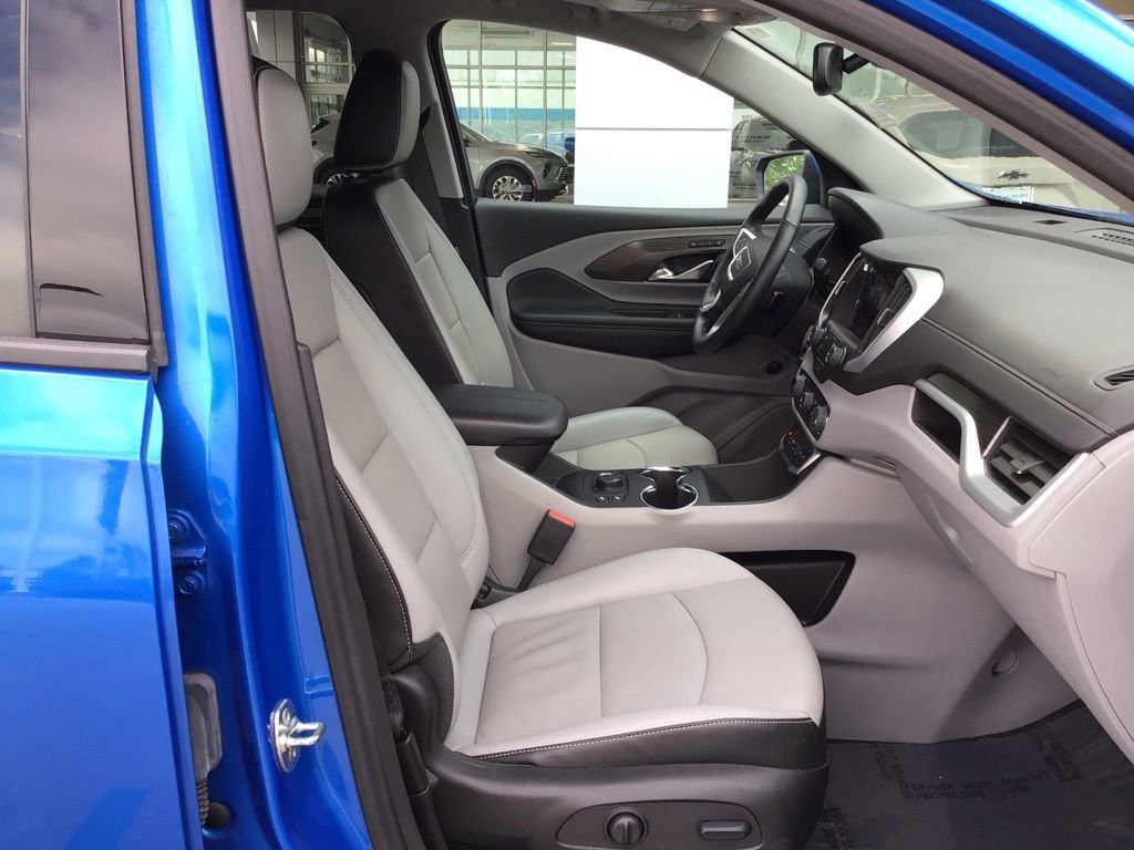 Used 2024 GMC Terrain SLT w/ LPO, Floor Liner Package AWD/4WD image 28