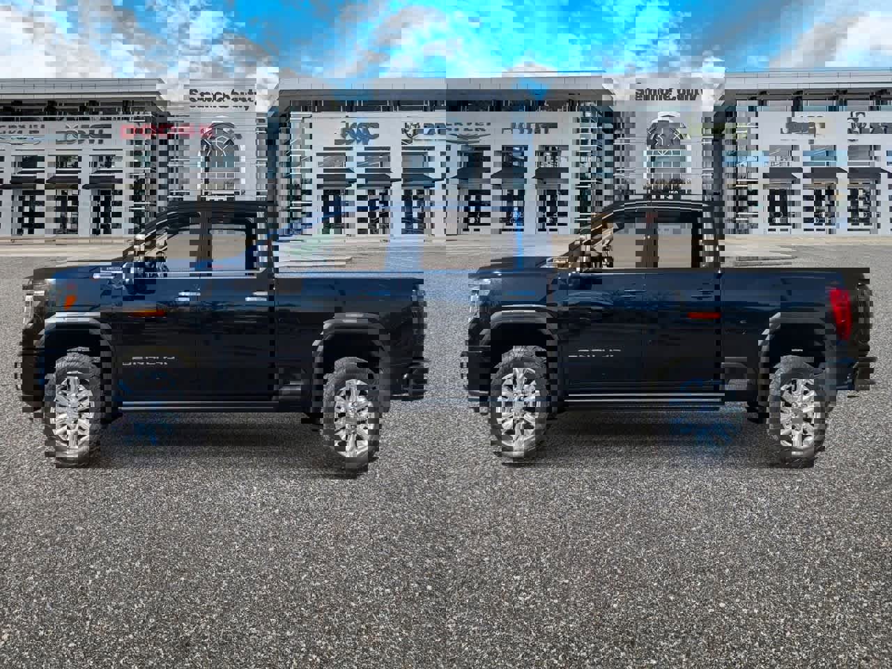 Used 2022 GMC Sierra 2500 Denali w/ Denali Ultimate Package image 5