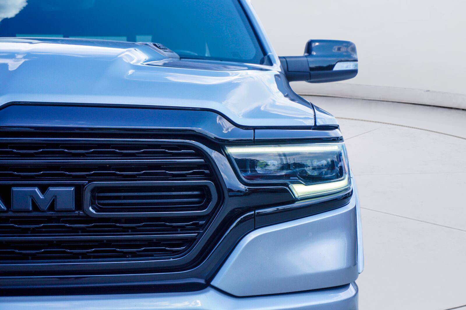 Used 2022 RAM 1500 Limited w/ Night Edition AWD/4WD image 4