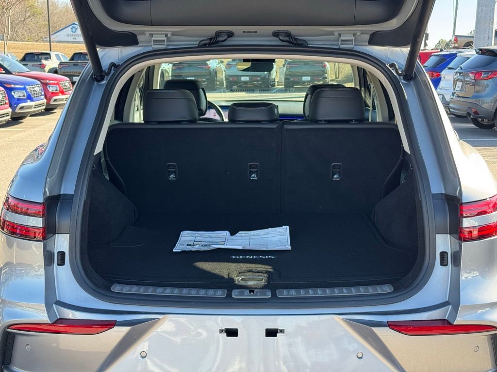 Used 2026 Genesis Electrified GV70 Advanced image 17