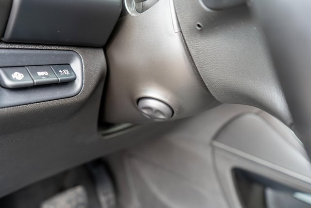 Used 2023 GMC Acadia Denali w/ Black Diamond Edition image 25