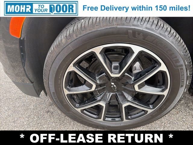 Used 2023 Chevrolet Suburban RST w/ Luxury Package image 9